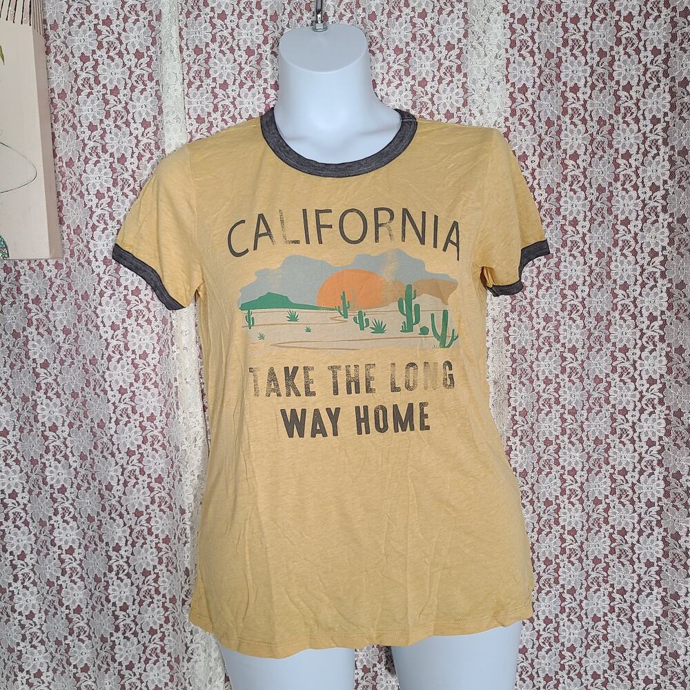 NWT Zoe and Liv yellow california take the long way home tee size large
